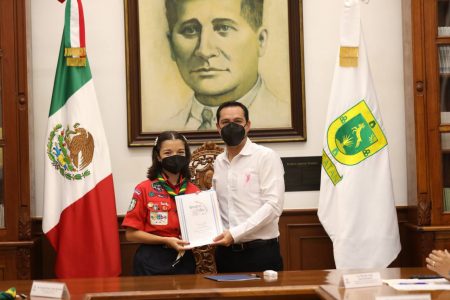 La joven scout Andrea Paola López Bautista asume el cargo de Gobernadora por un día