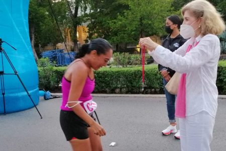 ‘Corre por Mérida’ se pinta de rosa en apoyo a la Asociación de Mujeres Yucatecas contra el Cáncer
