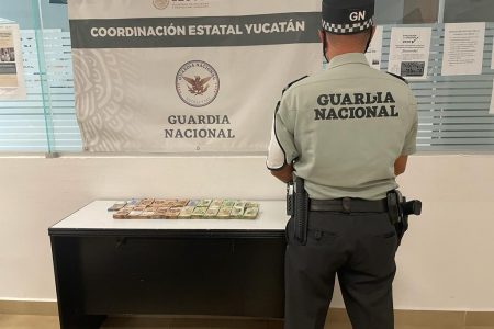 Al menos 6 detenidos por intentar transportar dinero en efectivo en el aeropuerto de Mérida