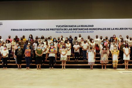Edwin Bojórquez se compromete a impulsar políticas públicas que erradiquen cualquier tipo de violencia hacia las mujeres y niñas en Kanasín.