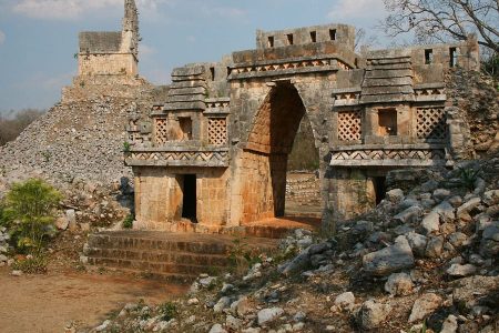Sin fecha para reapertura de más zonas arqueológicas de Yucatán