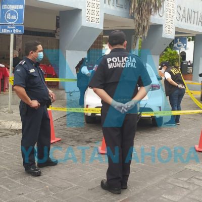 Encuentran en el mercado de Santiago vehículo reportado como robado