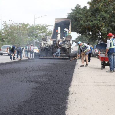 Avanzan trabajos de repavimentación en la zona sur del Periférico de Mérida