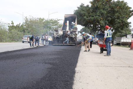 Avanzan trabajos de repavimentación en la zona sur del Periférico de Mérida