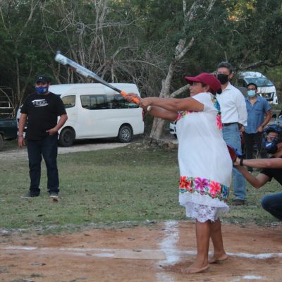 Amazonas de Yaxunah reciben material para continuar impulsando el deporte y la equidad de género