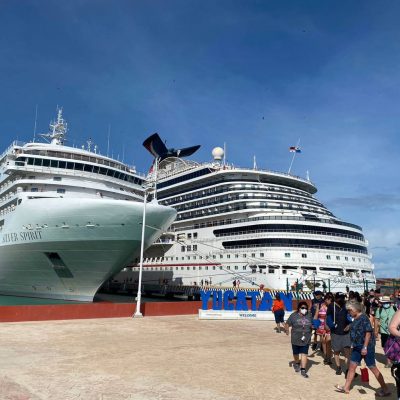 La actividad de cruceros continúa en Yucatán con la llegada de 3 embarcaciones de lujo a Puerto Progreso