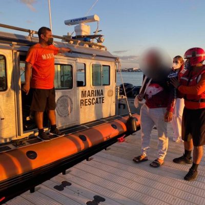 Marina realiza evacuación médica de un tripulante en costas de Yucatán