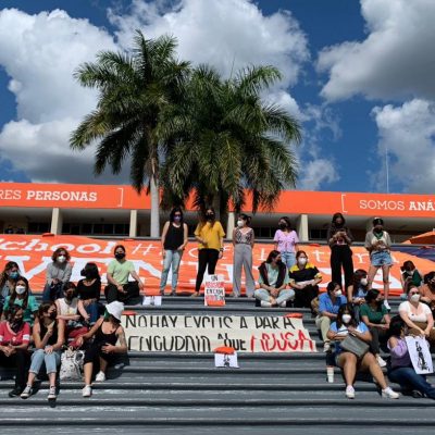 Protestan estudiantes en la Anáhuac-Mayab