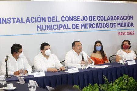 El Alcalde Renán Barrera impulsará políticas públicas para el desarrollo armónico de los mercados municipales