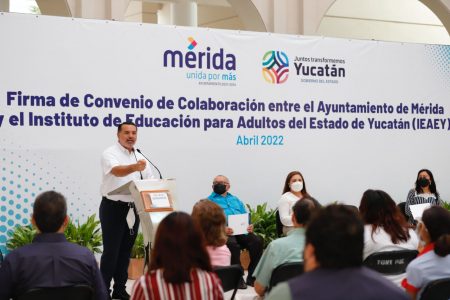 Firma el Ayuntamiento de Mérida y el IEAEY un convenio para impulsar la educación y el desarrollo armónico de la ciudad.