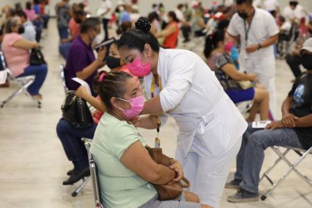 En marcha, nueva etapa de vacunación contra el Coronavirus para personas de 40 a 59 años de Mérida