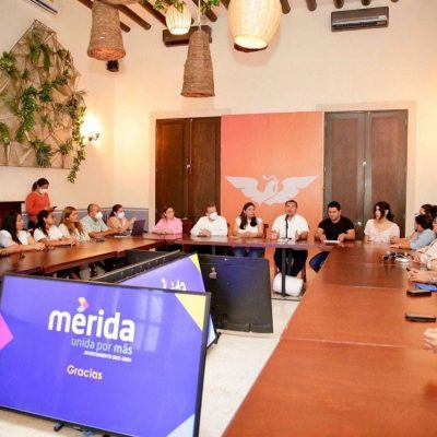 Se reúne dirigencia de Movimiento Ciudadano con el presidente municipal de Mérida