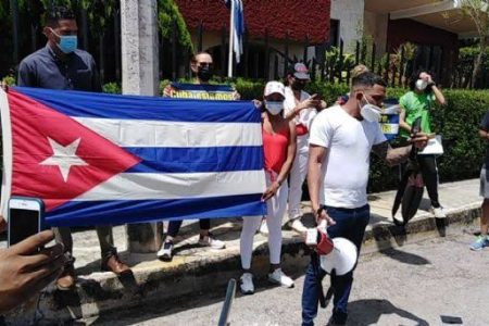 Suman 771 los cubanos que han regularizado su situación legal en Yucatán