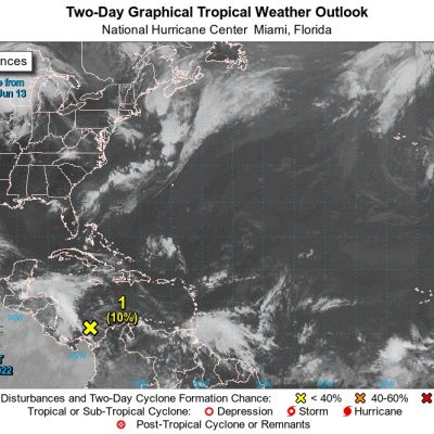 Alto potencial de formación ciclónica se dirige a la Península de Yucatán