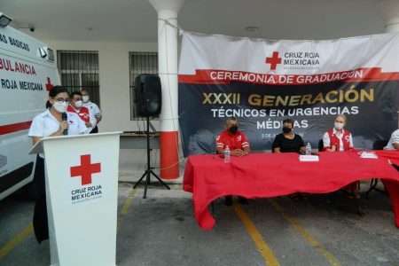 Se gradúan 43 Técnicos en Urgencias Médicas de la Cruz Roja Mexicana Delegación Yucatán