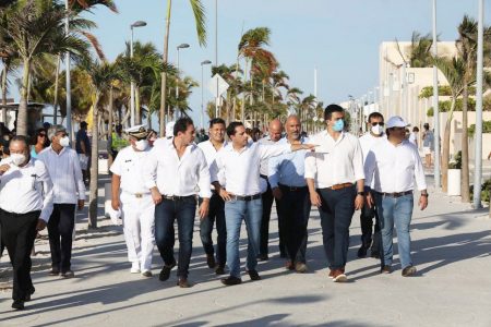 Entrega el Gobernador Mauricio Vila Dosal renovado Malecón Tradicional de Progreso