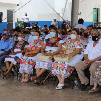 Gobierno de Yucatán reconoce a quienes promueven cultura, tradiciones y gastronomía mayas