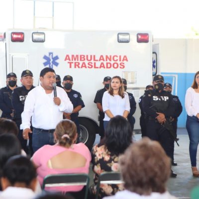 Kanasín ya cuenta con su propia ambulancia y motocicleta para atención de primeros auxilios