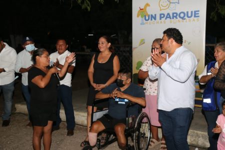 Edwin Bojórquez abandera inicio de trabajos de mejoramiento de tres parques infantiles en Kanasín: 1 en San Camilo y 2 en San Pedro Noh-Pat.