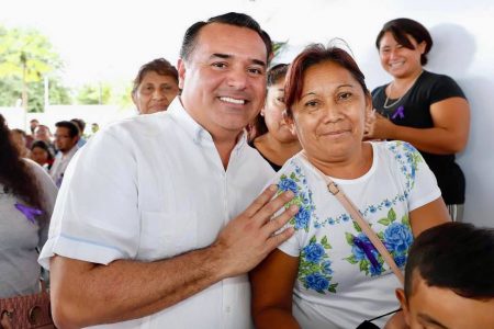 El Alcalde Renán Barrera presenta el protocolo para prevenir el hostigamiento y acoso sexual a las trabajadoras del Municipio