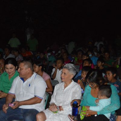 Federica Quijano recorre Yucatán con el programa “Cine bajo las estrellas”