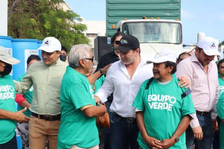 “Progreso es de todos, y con el Equipo Verde reforzaremos la limpieza de nuestro puerto durante el Carnaval 2023”, afirmó el alcalde Julián Zacarías Curi 