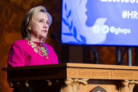 La ex Primera Dama de Estados Unidos Hilary Clinton estará en Mérida en la Convención Bancaria