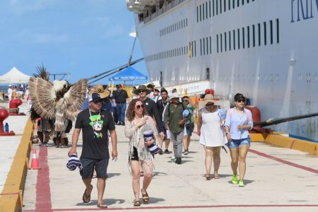 Yucatán recibe, por primera ocasión, la visita del crucero Ruby Princess