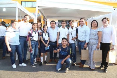 Edwin Bojórquez inaugura 2ª Feria Vocacional con la participación de 24 centros educativos