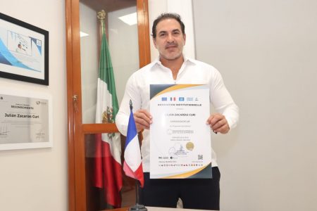 Julián Zacarías recibe nombramiento como Embajador de la Organización Mundial de Ciudades Sostenibles