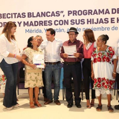 Con el apoyo del gobernador Mauricio Vila Dosal, padres y madres de hijos e hijas migrantes volverán a reunirse después de casi 40 años